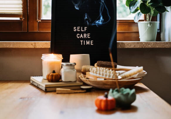 Self-care and cuddle sessions Dallas | Relaxation therapy with a professional cuddler near me | Comfort services Texas